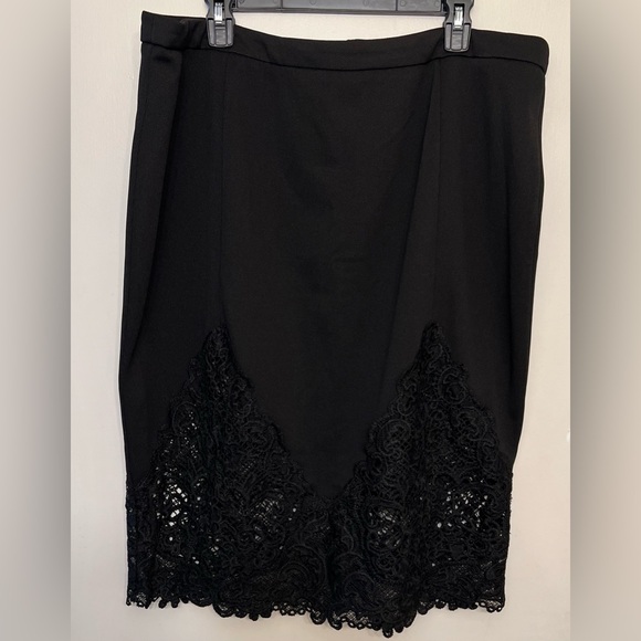 Beautiful City Chic Skirt - Picture 2 of 8